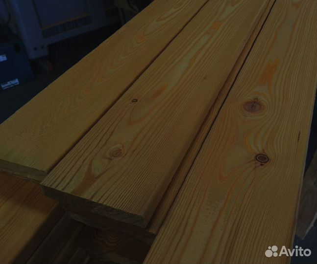 Доставка досок лиственницы 100x100 мм