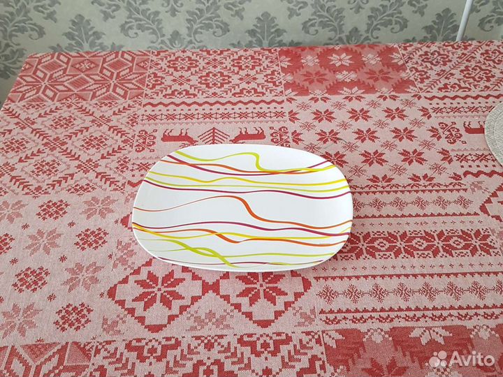 Блюдо фарфор