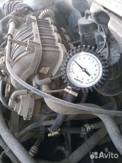 Манометр для измерения давления топлива