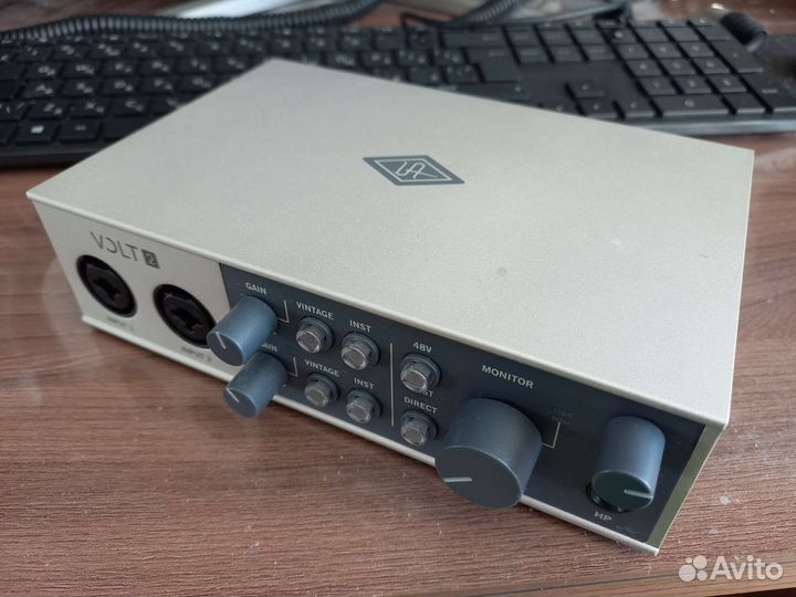 Комплект музыкального студийного оборудования