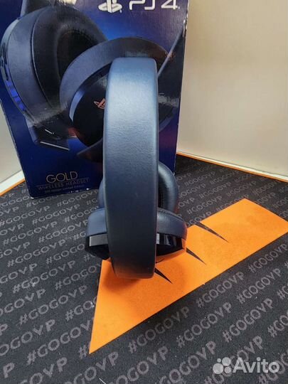 Гарнитура Sony Gold Wireless Stereo Headset