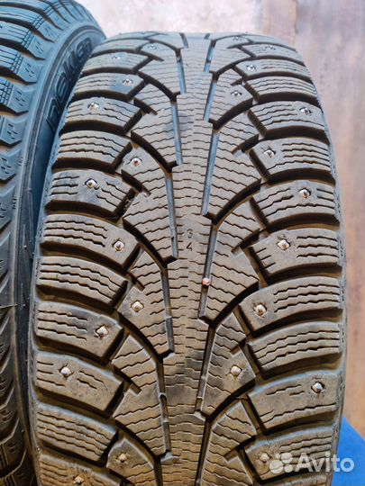 R17 Nokian Tyres Hakkapeliitta 5 215/50, PCD 5x105 DIA 56.6