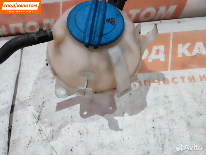 Бачок расширительный Volkswagen Passat B6 2007