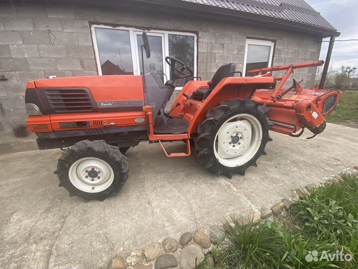 Мини-трактор Kubota GL200, 2014