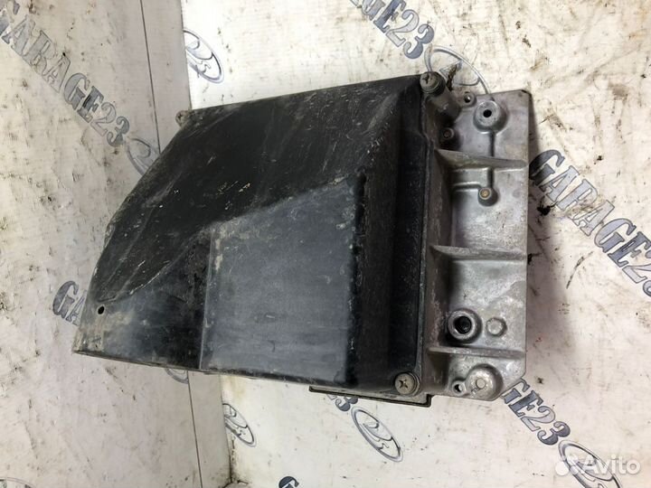 Корпус блока предохранителей подкапотного bmw e 34