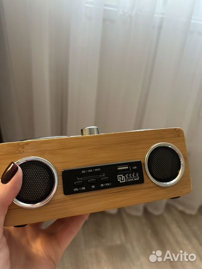 Музыкальный проигрыватель