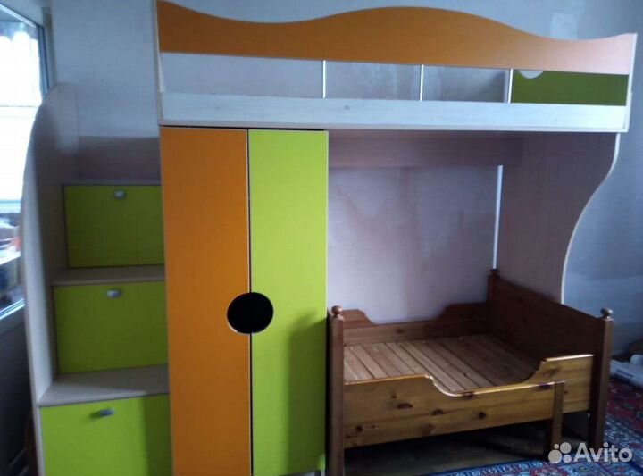 Кровать детская двухъярусная