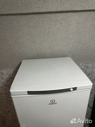 Морозильная камера indesit