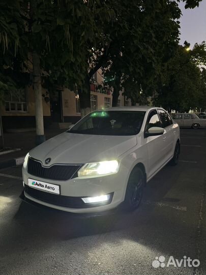 Skoda Rapid 1.6 AT, 2019, 120 000 км