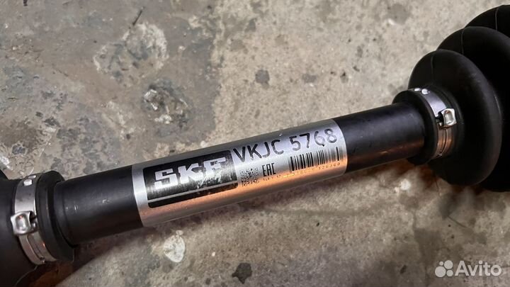 Привод на ford focus 2 левый SKF