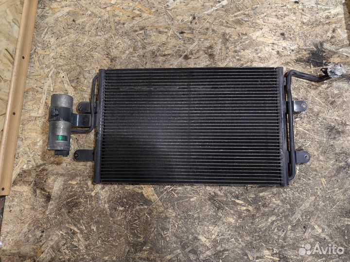 Радиатор Кондиционера Гольф 4 бу Оригинал