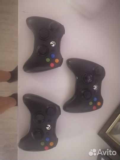 Продаю xbox 360, прошитая, продаю т.к не нужна