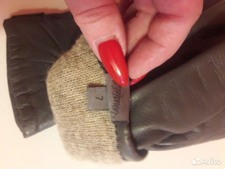 Перчатки кожаные женские