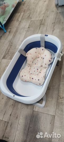 Ванночка для купания складная+коврик для пеленания