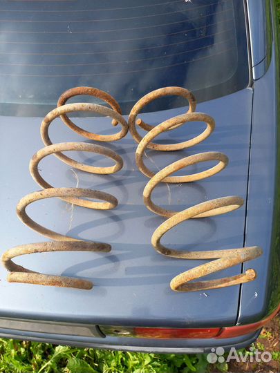 Пружины передние 