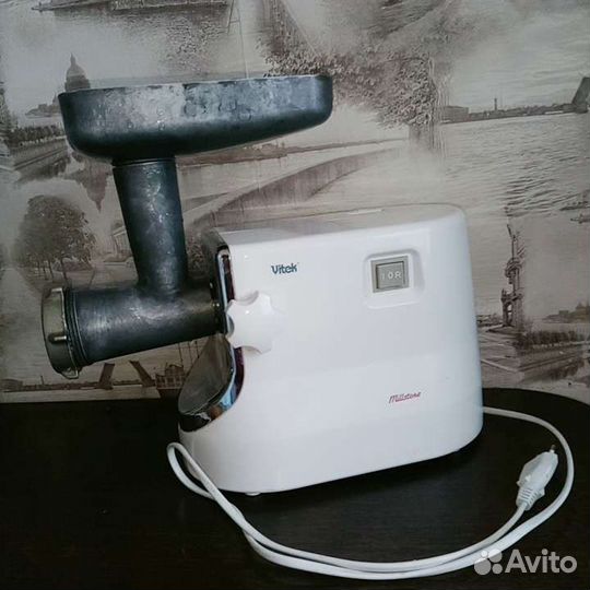 Мясорубка электрическая на запчасти