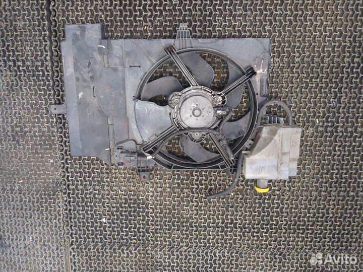 Вентилятор радиатора Nissan Note E11, 2008