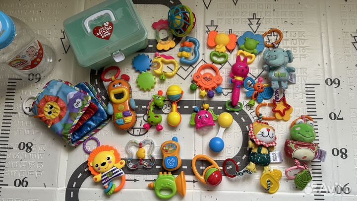 Погремушки, подвесные игрушки, грызунки пакетом