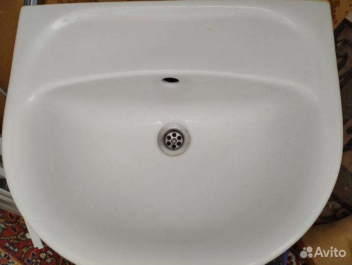 Раковина в ванную бу