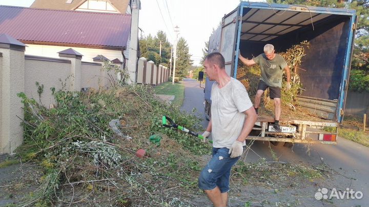 Вывоз мусора старой мебели хлама