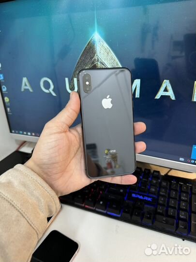 iPhone X, 256 ГБ