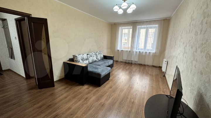 2-к. квартира, 74,8 м², 3/8 эт.