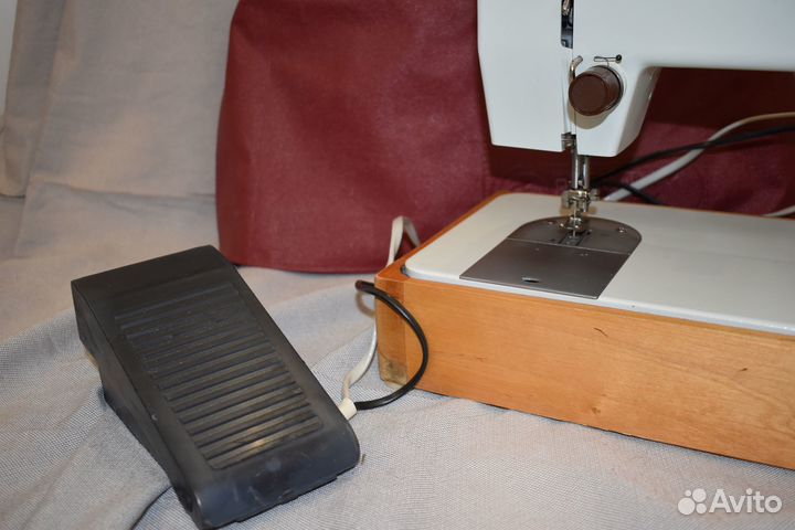 Швейная машинка чайка