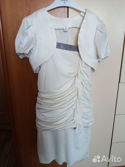 Платье праздничное