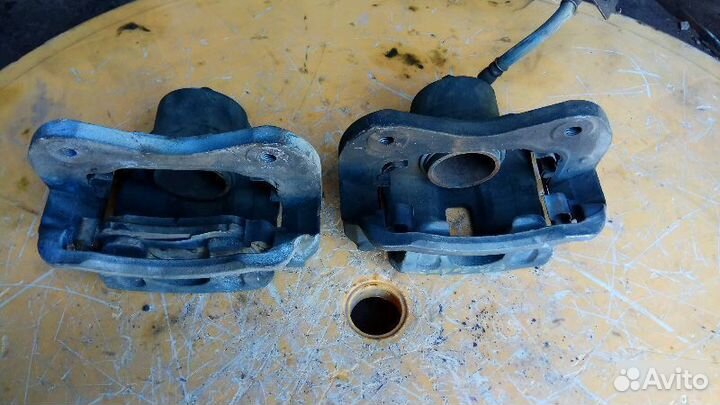 Суппорт передний Hyundai Sonata 4 EF G4JP