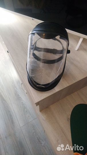 Защитная маска для лица