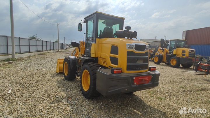 Фронтальный погрузчик Kyloton ZL30, 2023