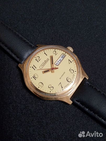 Часы слава СССР позолоченные