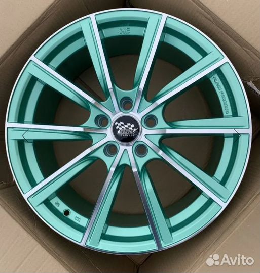 Комплект дисков R18 для Ауди А4