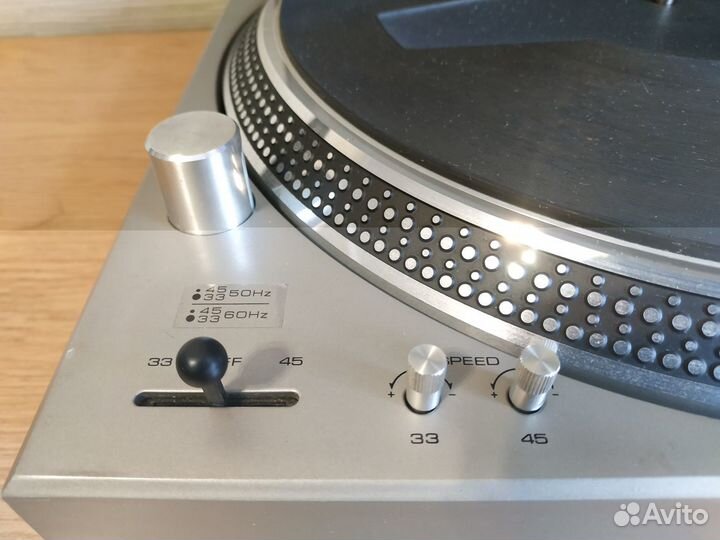 Проигрыватель винила Technics SL-1200 Japan