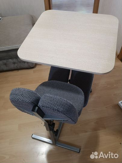 Школьная парта и стул