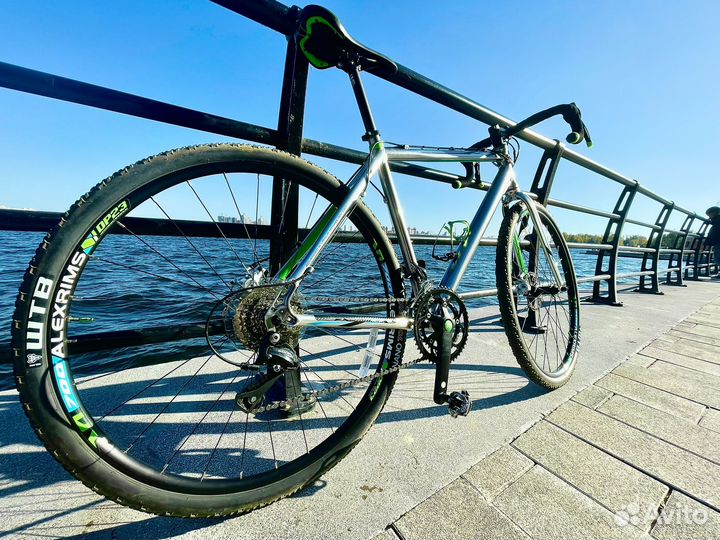 Mongoose selous sport