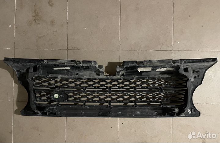 Решетка радиатора Range Rover Sport