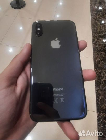 iPhone X, 64 ГБ