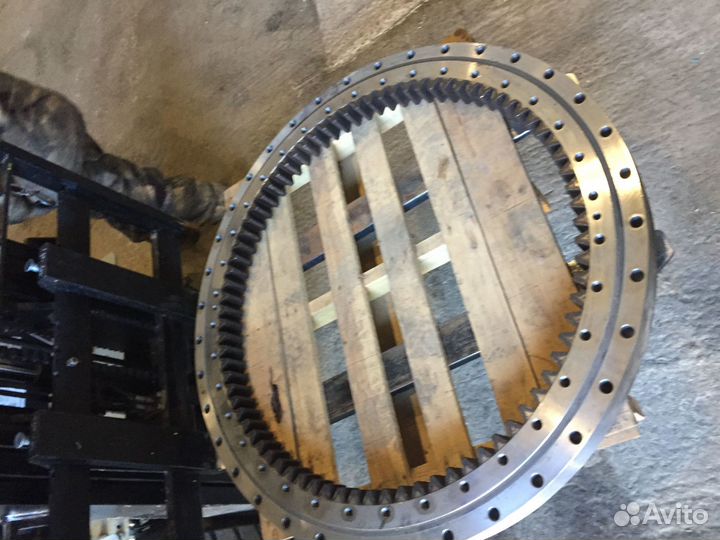 Круг поворотный Volvo EC140 Prime