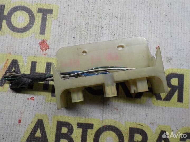 Блок предохранителей Toyota Camry XV10 1991-1996