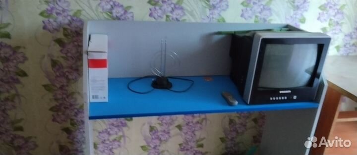 Стол стеллаж