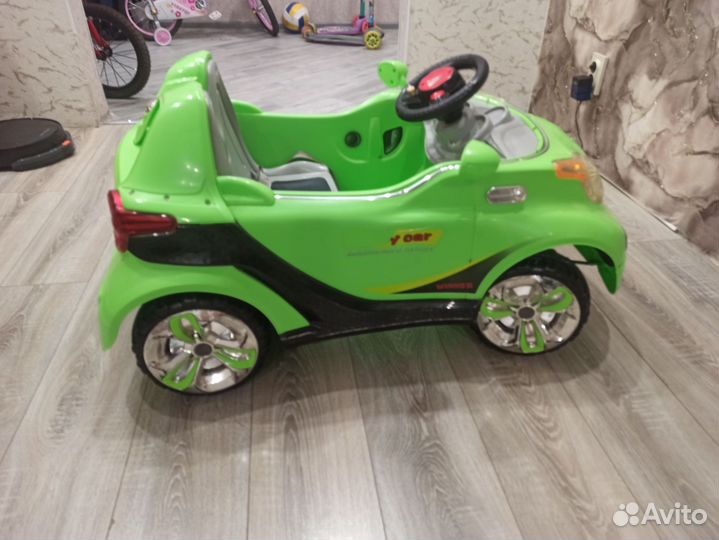 Детский электромобиль бу