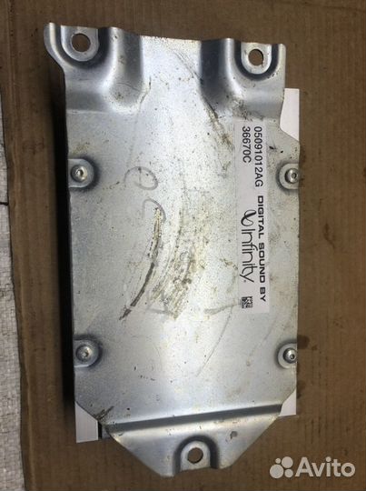 Усилитель звука Додж Нитро