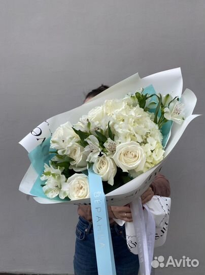 Букет в белых тонах