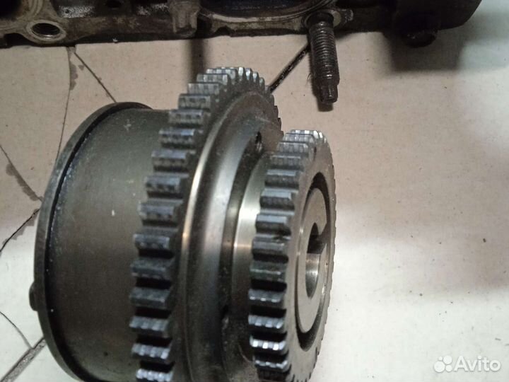 Головка блока цилиндров Infiniti vq35hr