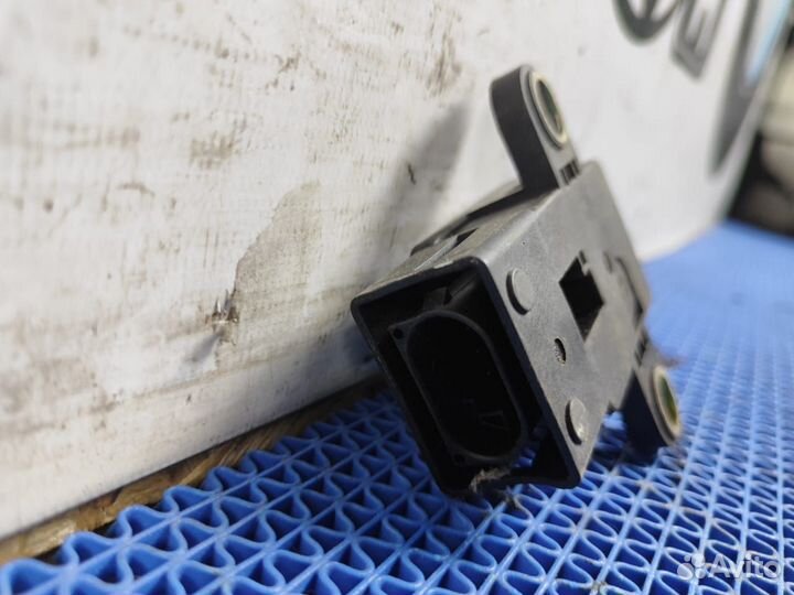 Датчик ускорения BMW X5 E53