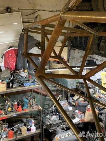 Продам багги рама с рычагми, и мотор 21126