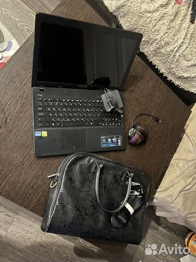 Ноутбук asus