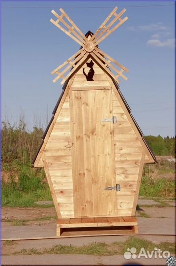 Уличный туалет деревянный JKT227