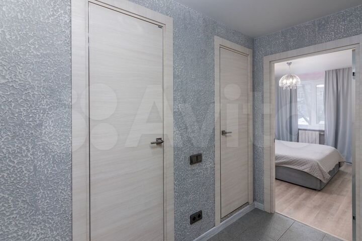 2-к. квартира, 54 м², 1/5 эт.